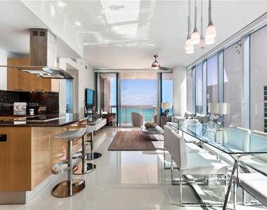 6899 Collins Ave - Photo Thumbnail 2