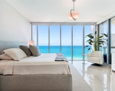 6899 Collins Ave - Photo Thumbnail 9