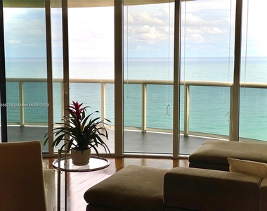 17201 Collins Ave - Photo Thumbnail 5