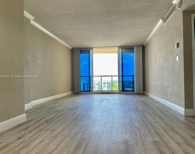 2501 S Ocean Dr - Photo Thumbnail 2