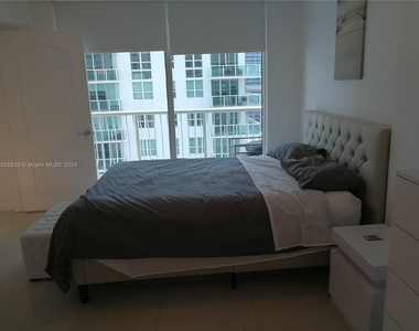 1200 Brickell Bay Dr - Photo Thumbnail 10