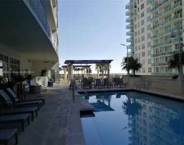 1200 Brickell Bay Dr - Photo Thumbnail 35