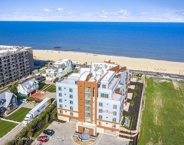 345 Ocean Boulevard - Photo Thumbnail 7