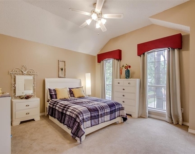 2687 Creekside Way - Photo Thumbnail 31