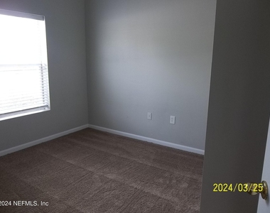 9505 Armelle Way - Photo Thumbnail 11