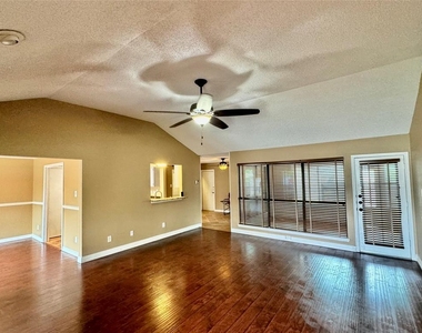 928 Ledgemont Drive - Photo Thumbnail 19