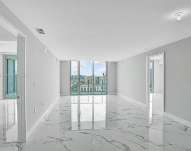 330 Sunny Isles Blvd - Photo Thumbnail 10