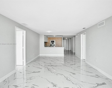 330 Sunny Isles Blvd - Photo Thumbnail 4