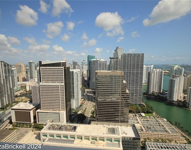 950 Brickell Bay Dr - Photo Thumbnail 27