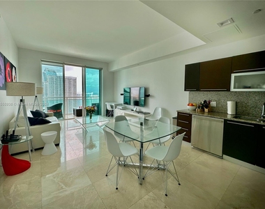 950 Brickell Bay Dr - Photo Thumbnail 1