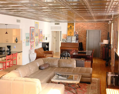 105 Mulberry Street - Photo Thumbnail 1