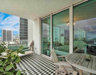 1040 Biscayne Blvd - Photo Thumbnail 14