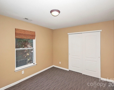 6446 Matlea Court - Photo Thumbnail 20