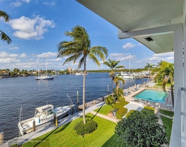 2717 Yacht Club Blvd - Photo Thumbnail 12