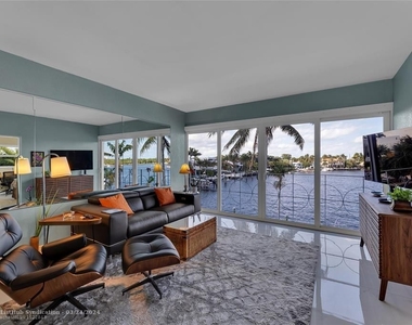 2717 Yacht Club Blvd - Photo Thumbnail 10