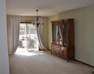 836 S 131 Street - Photo Thumbnail 17