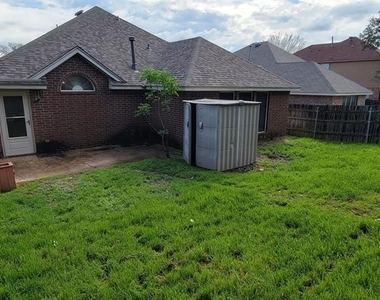 12841 Peach Tree Way - Photo Thumbnail 19