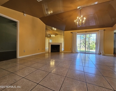 6955 W Huntington Woods Circle - Photo Thumbnail 2