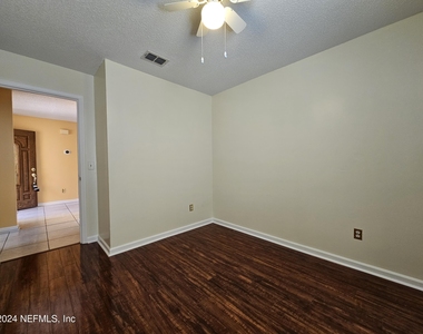 6955 W Huntington Woods Circle - Photo Thumbnail 9