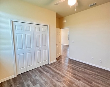 9003 Largo Circle - Photo Thumbnail 21