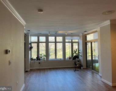 4025 Connecticut Ave Nw - Photo Thumbnail 2