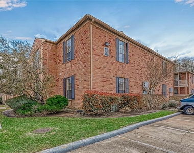 2255 Braeswood Park Drive - Photo Thumbnail 22