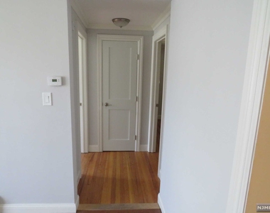 6 Pineview Terrace - Photo Thumbnail 14