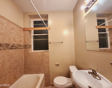 5646 W North Avenue 3f - Photo Thumbnail 5