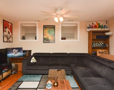 3817 N. Fremont, Unit Cr-g - Photo Thumbnail 9