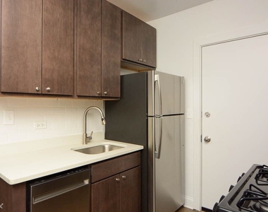 2643 N. Spaulding, Unit E-5 - Photo Thumbnail 2