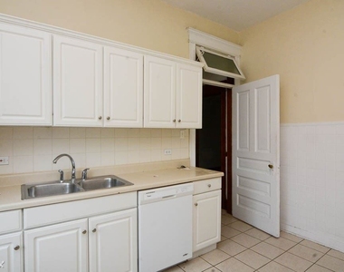 3832 N. Fremont, Unit 5 - Photo Thumbnail 2