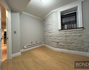 326 East 35th Street - Photo Thumbnail 13