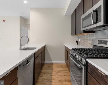 1317 Frankford Ave - Photo Thumbnail 11