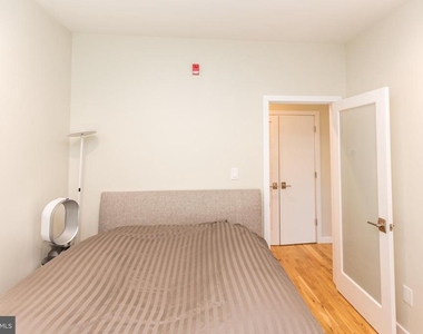 1317 Frankford Ave - Photo Thumbnail 8