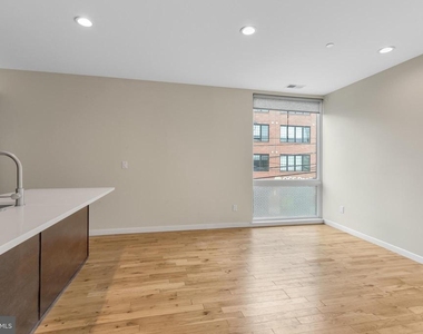1317 Frankford Ave - Photo Thumbnail 2