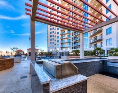 200 W Sahara Avenue - Photo Thumbnail 9