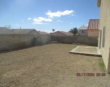 6836 Rhea Street - Photo Thumbnail 12