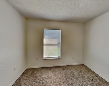 1406 Orlando Place - Photo Thumbnail 5