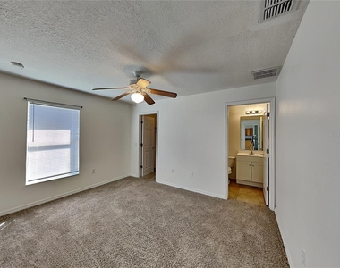 1406 Orlando Place - Photo Thumbnail 15