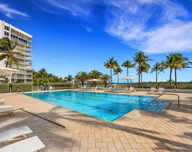 607 Ocean Dr - Photo Thumbnail 22