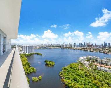 16385 Biscayne Blvd - Photo Thumbnail 43