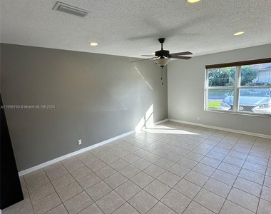 7189 Sw 20th Pl - Photo Thumbnail 10