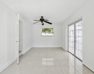 724 W Palmetto Park Road - Photo Thumbnail 25