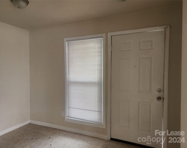 4540 Tantilla Circle - Photo Thumbnail 5