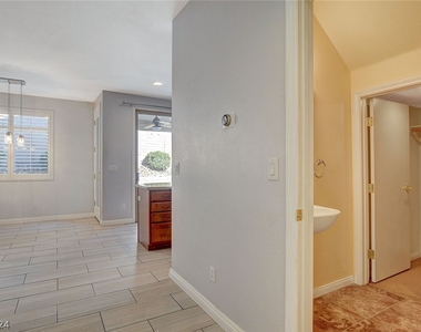 11832 Barcinas Lane - Photo Thumbnail 14