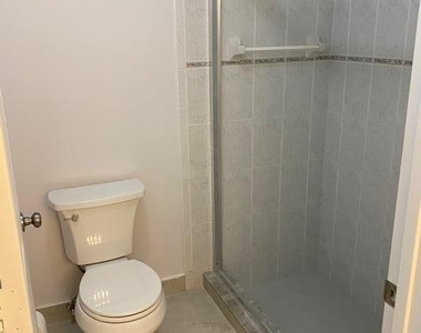 423 Cottonwood Place - Photo Thumbnail 21