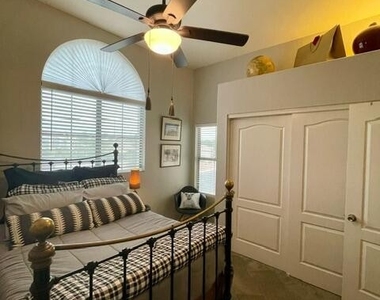 1902 W Canary Way - Photo Thumbnail 21