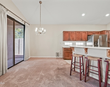 4624 N Desert Stream Way - Photo Thumbnail 11