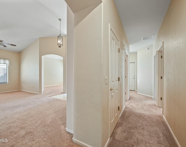 4624 N Desert Stream Way - Photo Thumbnail 27