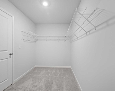 211 Clark Lake Ln - Photo Thumbnail 22